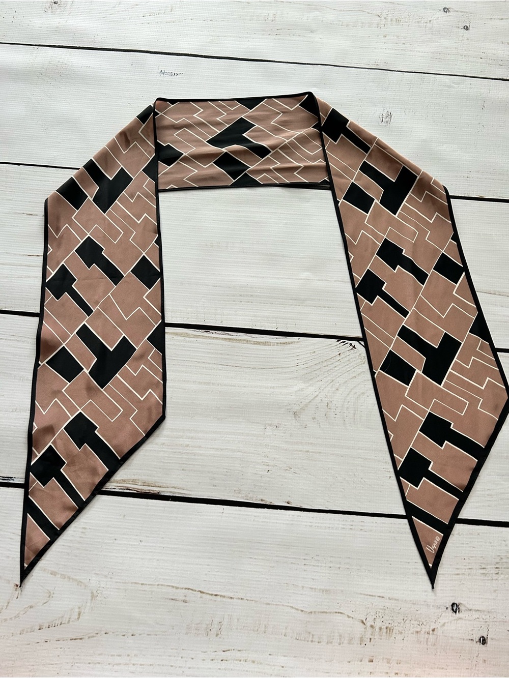 Geometric silk Narrow Scarf in Brown & Black - Women's Wrap